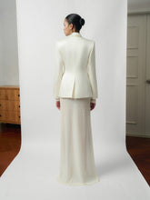 Tailored Satin Blazer With Structured Shoulders and Notched Lapels for Formal Styling